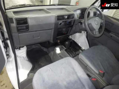 Mitsubishi Minicab Van