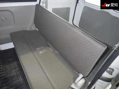 Mitsubishi Minicab Van