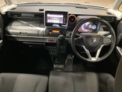 Suzuki Spacia Gear