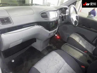 Toyota Hiace Regius