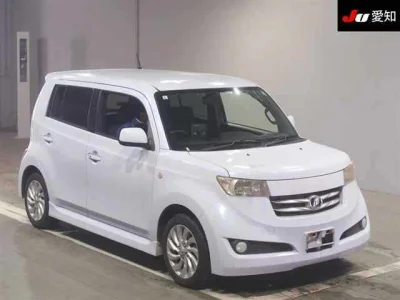 Toyota bB