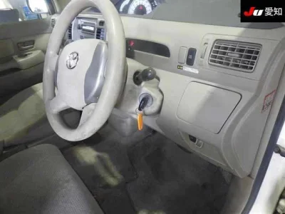 Toyota Raum