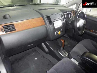 Nissan Tiida Latio