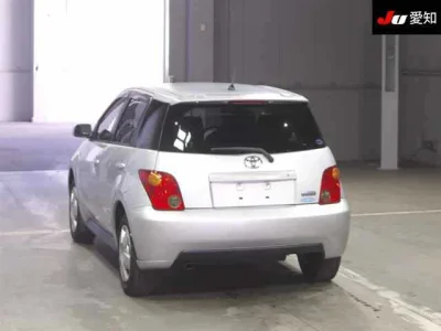 Toyota IST