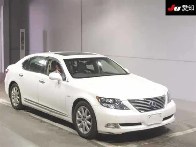 Lexus LS600hL
