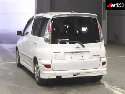 Toyota Funcargo