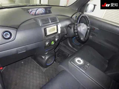 Toyota bB