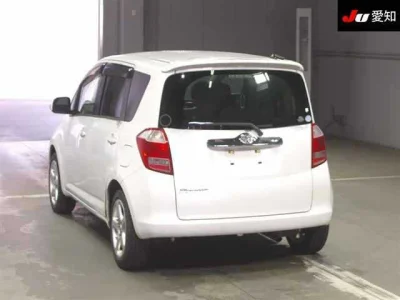 Toyota Ractis