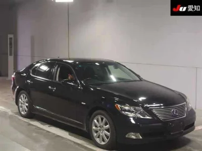 Lexus LS600h