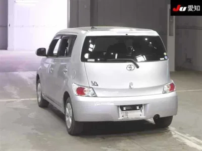 Toyota bB