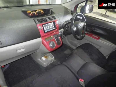 Toyota Passo Sette