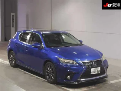 Lexus CT200h