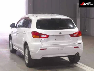 Mitsubishi RVR
