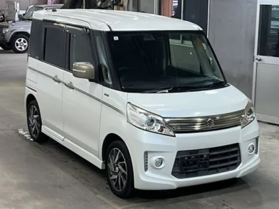 Suzuki Spacia