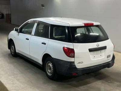 Nissan AD