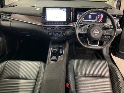 Nissan Aura