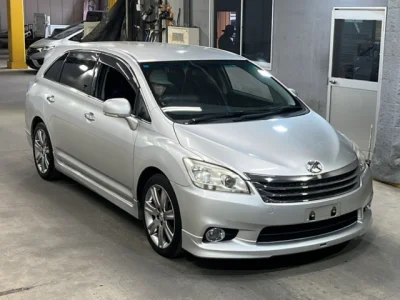 Toyota Mark X Zio