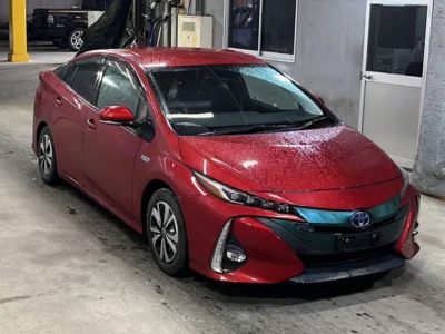 Toyota Prius PHV