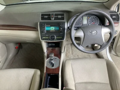 Toyota Premio