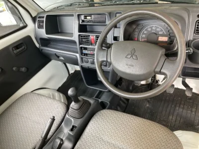 Mitsubishi Minicab Truck