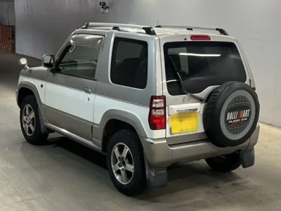 Mitsubishi Pajero Mini