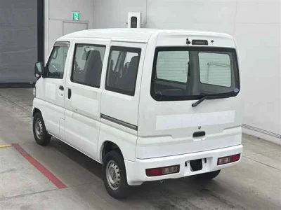 Mitsubishi Minicab Van