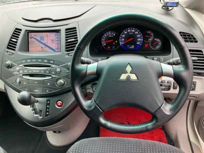 Mitsubishi Grandis