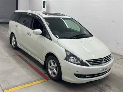 Mitsubishi Grandis