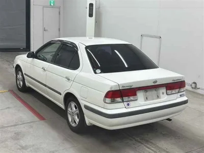 Nissan SUNNY