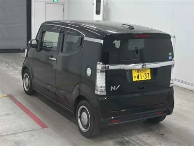 Honda N-Box Slash