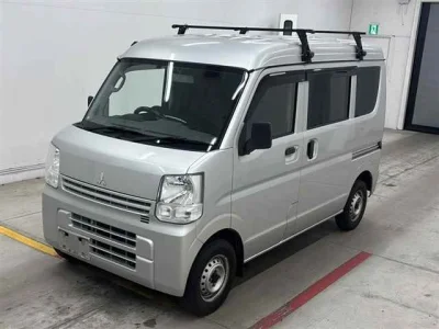 Mitsubishi Minicab Van