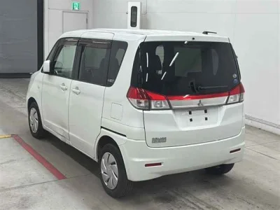 Mitsubishi Delica D:2