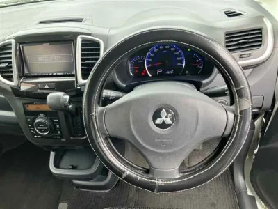 Mitsubishi Delica D:2