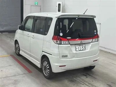 Mitsubishi Delica D:2