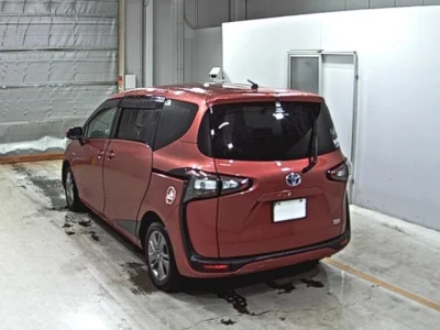 Toyota Sienta
