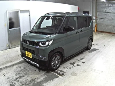 Mitsubishi Delica Mini