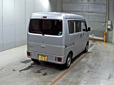 Mitsubishi Minicab Van