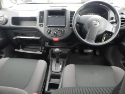 Nissan AD