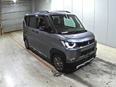 Mitsubishi Delica Mini
