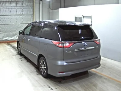 Toyota Estima Hybrid