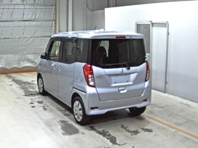Mitsubishi eK X Space