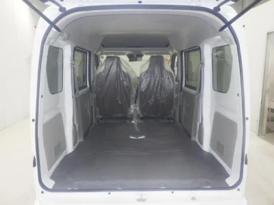Mitsubishi Minicab Van