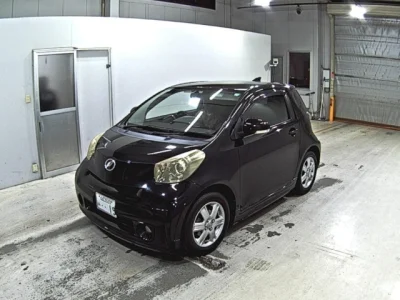 Toyota iQ