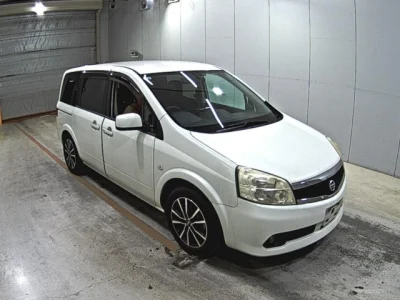 Nissan Lafesta