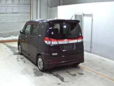 Mitsubishi Delica D:2