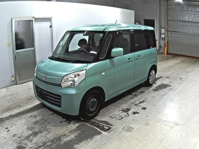 Suzuki Spacia