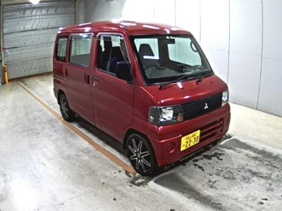 Mitsubishi Minicab Van