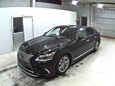 Lexus LS600h