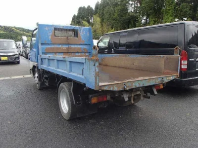 Mitsubishi Fuso Canter