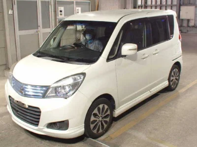 Mitsubishi Delica D:2